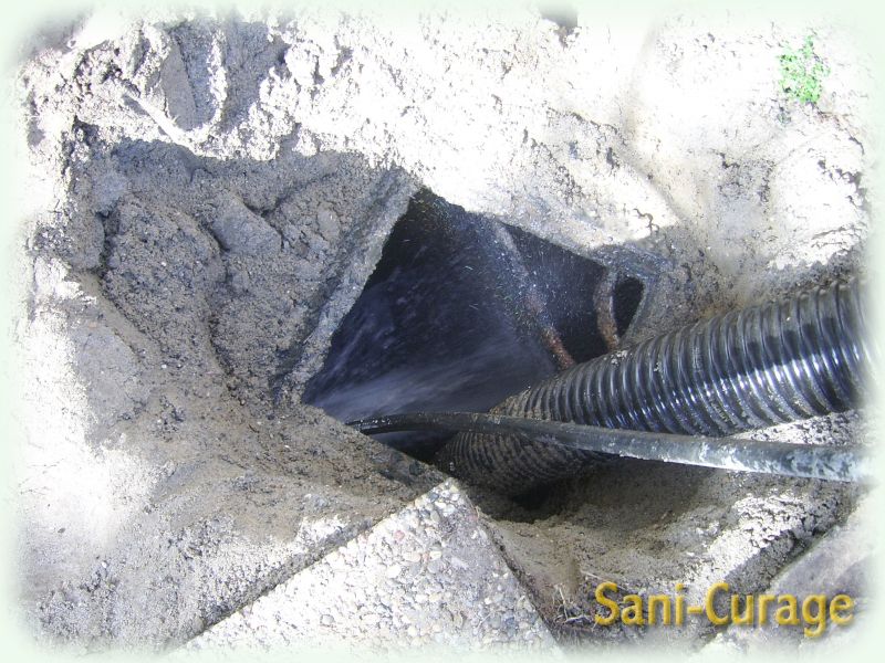 Débouchage par hydrocurage de l'entrée de la fosse septique
